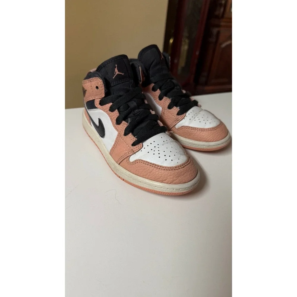 Nike Air‎ Jordan 1 Mid Pink Quartz kids athletic shoes sneakers size 13c